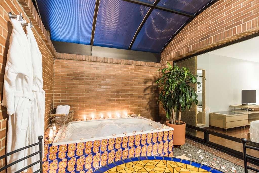 Hotel Cosmos 100 Executive à Bogotá Extérieur photo